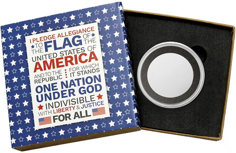 SilverTowne Natural Kraft Paper Gift Box with Pledge of Allegiance Blue Star Box Sleeve
